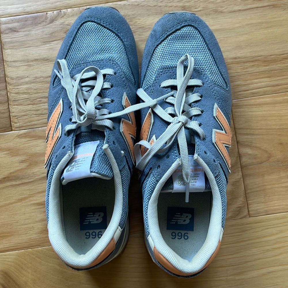 New Balance 996